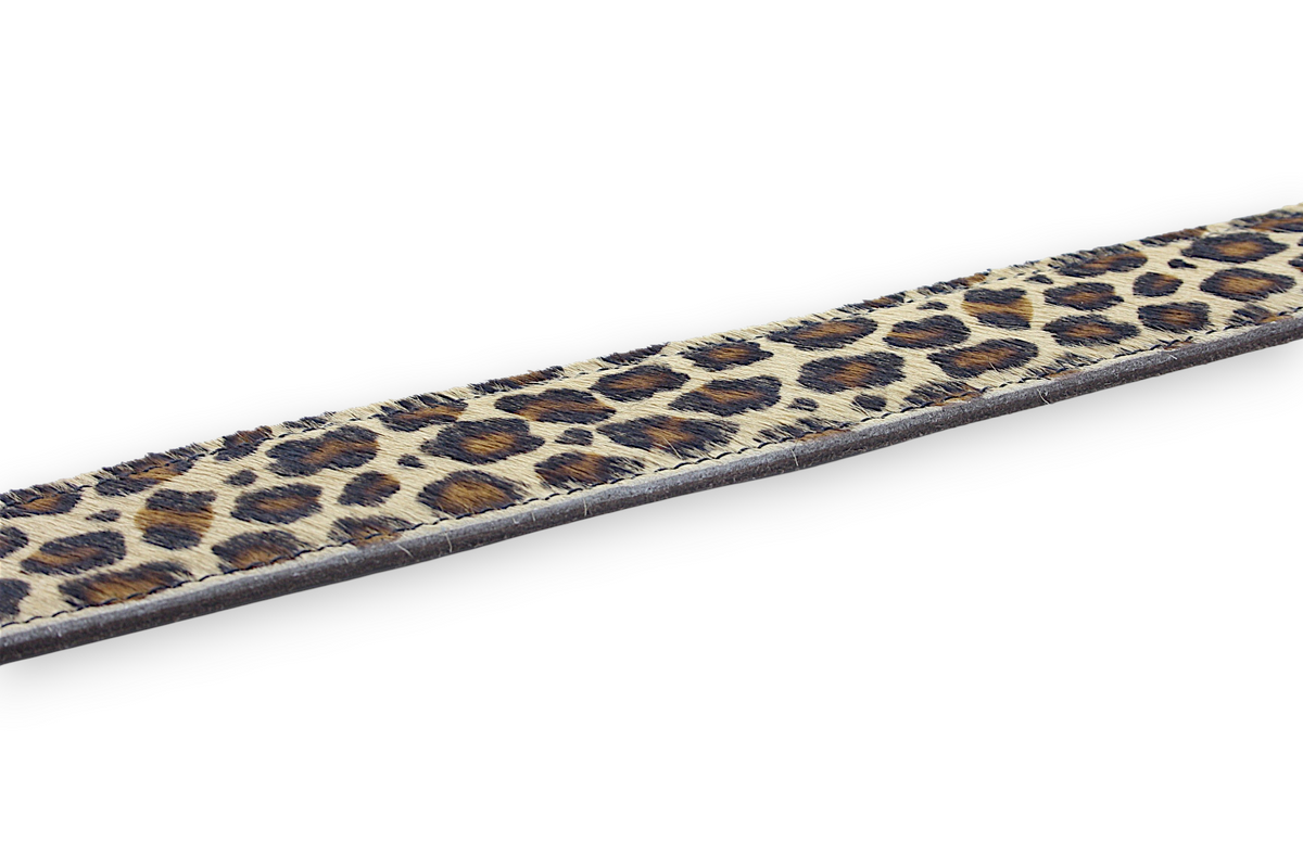 Afdelingriemen.nl damesriem van leer met luxe luipaardprint en haar-op-huid textuur in bruin en zwart