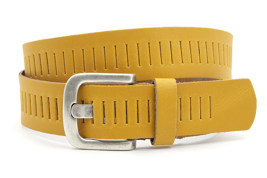 Gele broekriem met gleufjes