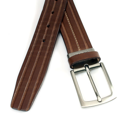Nette bruine riem met sleuven