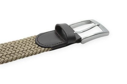 Afdelingriemen.nl elastische beige gevlochten herenriem met donkerbruine lederen details en zilverkleurige gesp