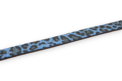 Afdelingriemen.nl damesriem van 2 cm breed in blauw met opvallende luipaardprint