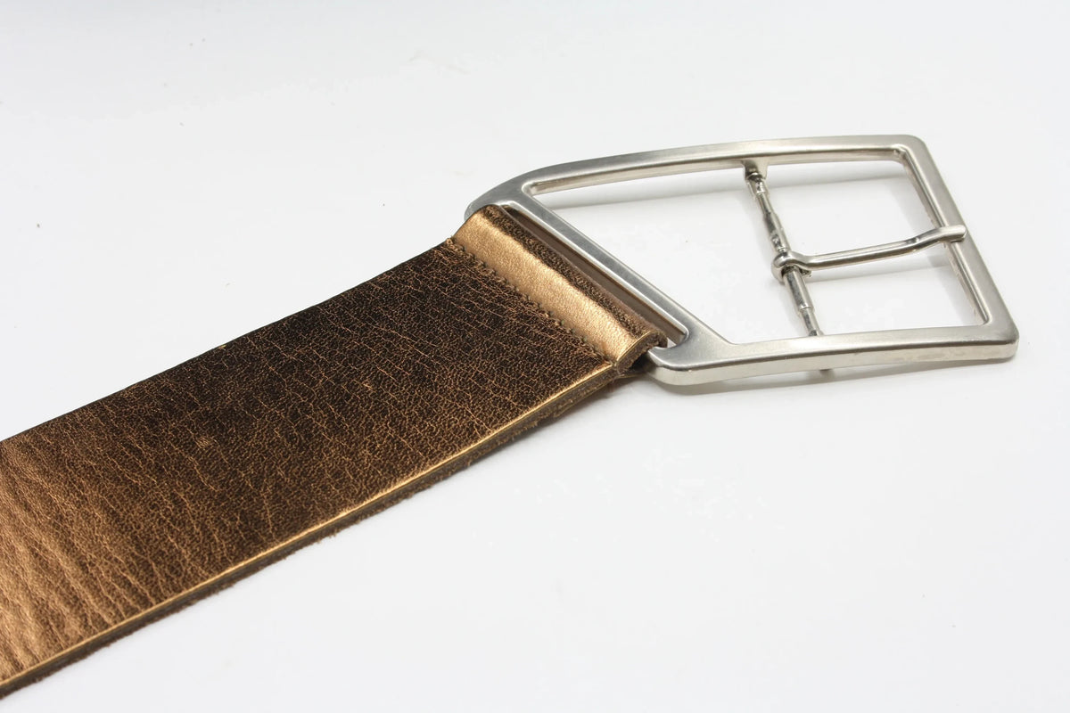 Afdelingriemen.nl wide bronze metallic full grain leather belt with a satin silver oblong buckle