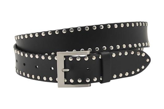 Afdelingriemen.nl zwarte leren riem met dubbele rijen zilverkleurige studs en een robuuste zilveren gesp.