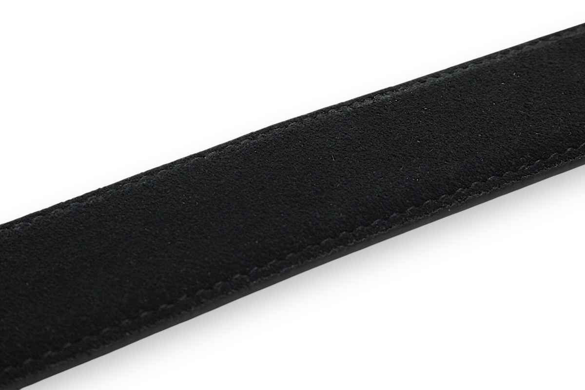 Afdelingriemen.nl zwarte suède herenriem met verfijnde stiksels en een luxe matte textuur voor een elegante uitstraling