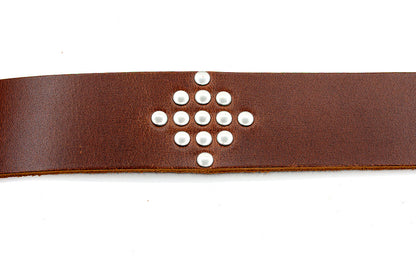 Stoere jeans riem cognac met studs